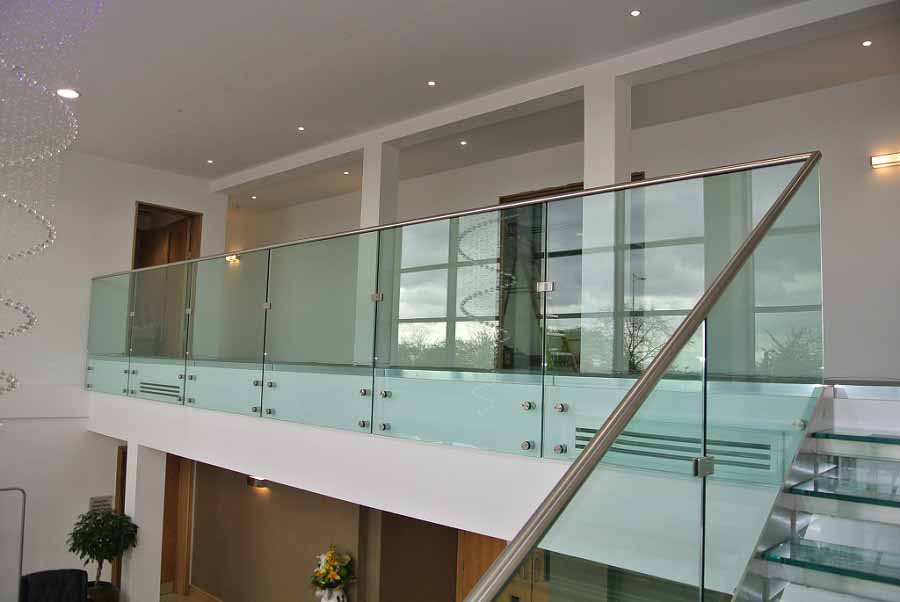 Railing Glass